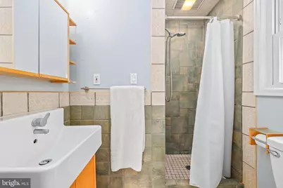 600 John Marshall Drive NW, Vienna, VA 22180 - Photo 25