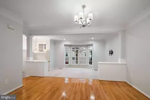 8648 Royal Worcester Ln, Fairfax, VA 22031 - Photo 21