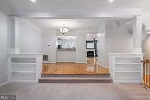 8648 Royal Worcester Ln, Fairfax, VA 22031 - Photo 13