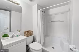 9919 Longford Ct, Vienna, VA 22181 - Photo 33