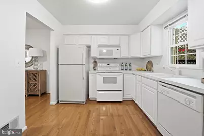 9919 Longford Court, Vienna, VA 22181 - Photo 11