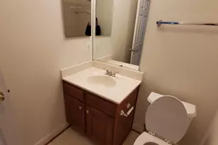 13520 Davinci Ln, Herndon, VA 20171 - Photo 17