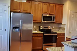 13520 Davinci Ln, Herndon, VA 20171 - Photo 5