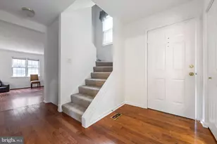 8809 Surveyors Pl, Springfield, VA 22152 - Photo 7