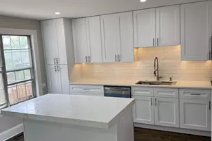 7925 Gunston Woods Pl, Lorton, VA 22079 - Photo 3