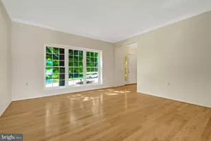 1340 Cassia St, Herndon, VA 20170 - Photo 9