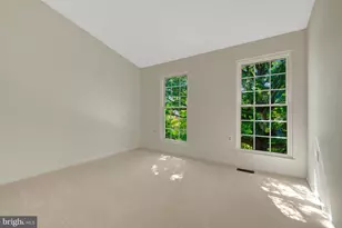 1340 Cassia St, Herndon, VA 20170 - Photo 33