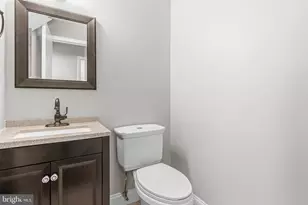 6410 Blarney Stone Ct, Springfield, VA 22152 - Photo 13