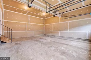 7608 Mcweadon Ln, Springfield, VA 22150 - Photo 25