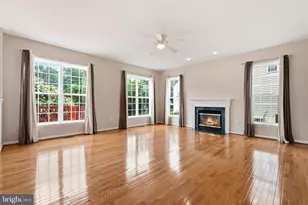 7608 Mcweadon Ln, Springfield, VA 22150 - Photo 19