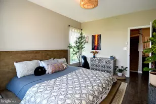 5121 Travis Edward Way, Centreville, VA 20120 - Photo 15
