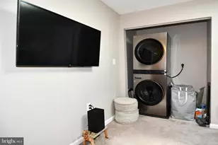 5121 Travis Edward Way, Centreville, VA 20120 - Photo 21