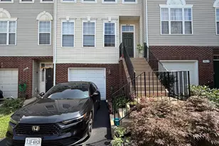 14614 Seasons Dr, Centreville, VA 20120 - Photo 1