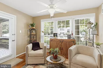 10010 Oakton Terrace Road #10010, Oakton, VA 22124 - Photo 11