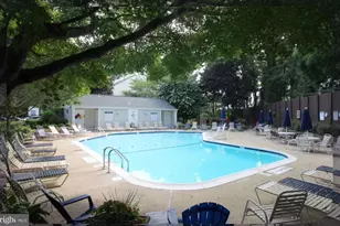 10010 Oakton Terrace Rd, Oakton, VA 22124 - Photo 21