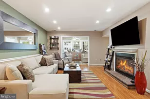10010 Oakton Terrace Rd, Oakton, VA 22124 - Photo 5