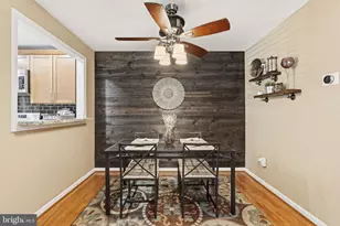 10010 Oakton Terrace Rd, Oakton, VA 22124 - Photo 9