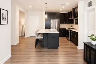 3927 Fair Ridge Dr, Fairfax, VA 22033 - Photo 5