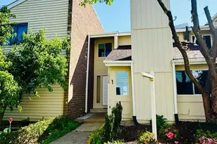 13386 Hungerford Pl, Herndon, VA 20170 - Photo 3
