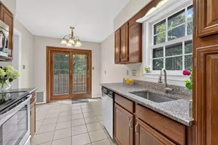6050 Estates Dr, Alexandria, VA 22310 - Photo 9