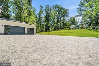 1843 Rhode Island Avenue, McLean, VA 22101 - Photo 3