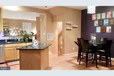 13680 Saint Johns Wood Place, Herndon, VA 20171 - Photo 5