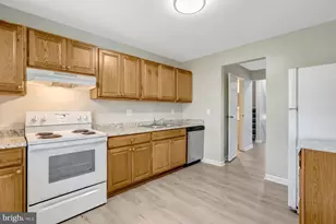7065 Leewood Forest Dr, Springfield, VA 22151 - Photo 15