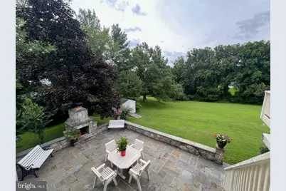 10915 Belgravia Court, Great Falls, VA 22066 - Photo 5