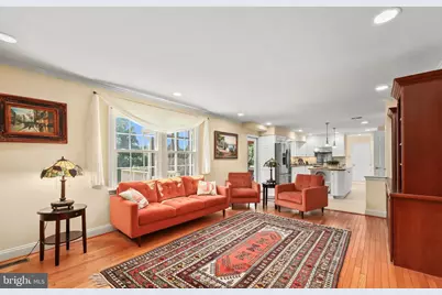10915 Belgravia Court, Great Falls, VA 22066 - Photo 9