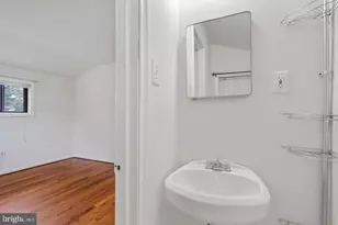 6318 Willowood Ln, Alexandria, VA 22310 - Photo 11