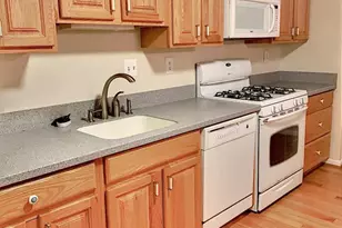 3100 Black Hickory Dr, Falls Church, VA 22042 - Photo 3