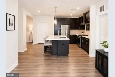 3927 Fair Ridge Drive #303, Fairfax, VA 22033 - Photo 5