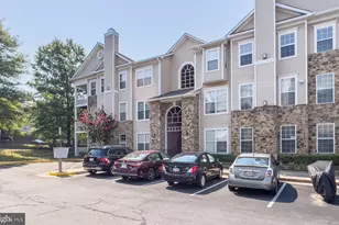 5921 Founders Crossing Ct, Alexandria, VA 22310 - Photo 3