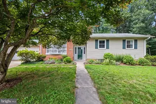 513 Heritage Ln NW, Vienna, VA 22180 - Photo 1