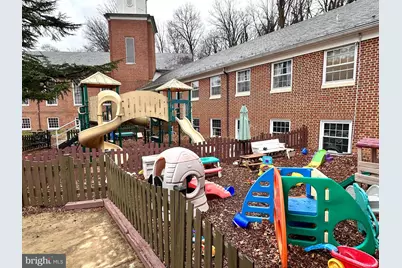 2006 Belle View Boulevard, Alexandria, VA 22307 - Photo 5