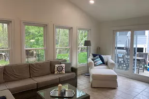 7705 Carrleigh Pkwy, Springfield, VA 22152 - Photo 5