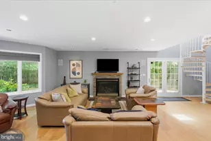 5803 Hall St, Burke, VA 22015 - Photo 15
