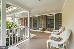 5803 Hall St, Burke, VA 22015 - Photo 9