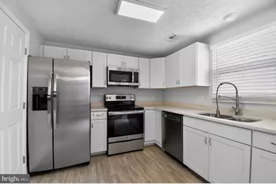 8307 Pondside Terrace, Alexandria, VA 22309 - Photo 17
