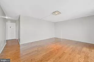 6800 Fleetwood Rd, McLean, VA 22101 - Photo 3