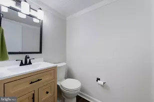 1103 Whitewater Pl, Herndon, VA 20170 - Photo 15