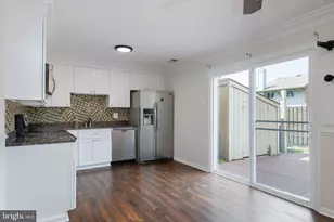 1103 Whitewater Pl, Herndon, VA 20170 - Photo 11