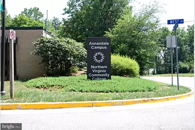 5201 Montgomery Street, Springfield, VA 22151 - Photo 27