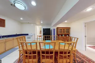 9710 Middleton Ridge Rd, Vienna, VA 22182 - Photo 19