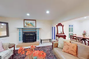 9710 Middleton Ridge Rd, Vienna, VA 22182 - Photo 5