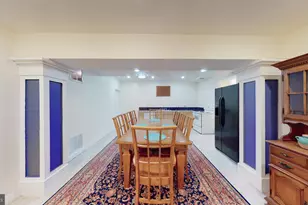 9710 Middleton Ridge Rd, Vienna, VA 22182 - Photo 13