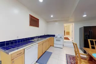 9710 Middleton Ridge Rd, Vienna, VA 22182 - Photo 17