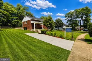 5712 Ash Dr, Springfield, VA 22150 - Photo 1