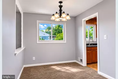 5712 Ash Drive, Springfield, VA 22150 - Photo 3