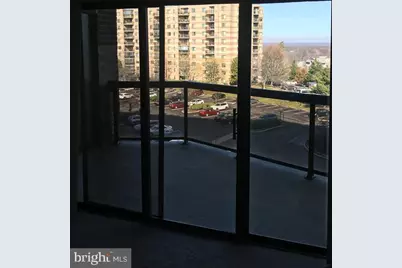 8350 Greensboro Drive #402, McLean, VA 22102 - Photo 15